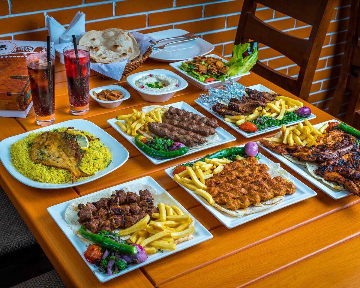 تصاميم سوشيال ميديا لمطعم